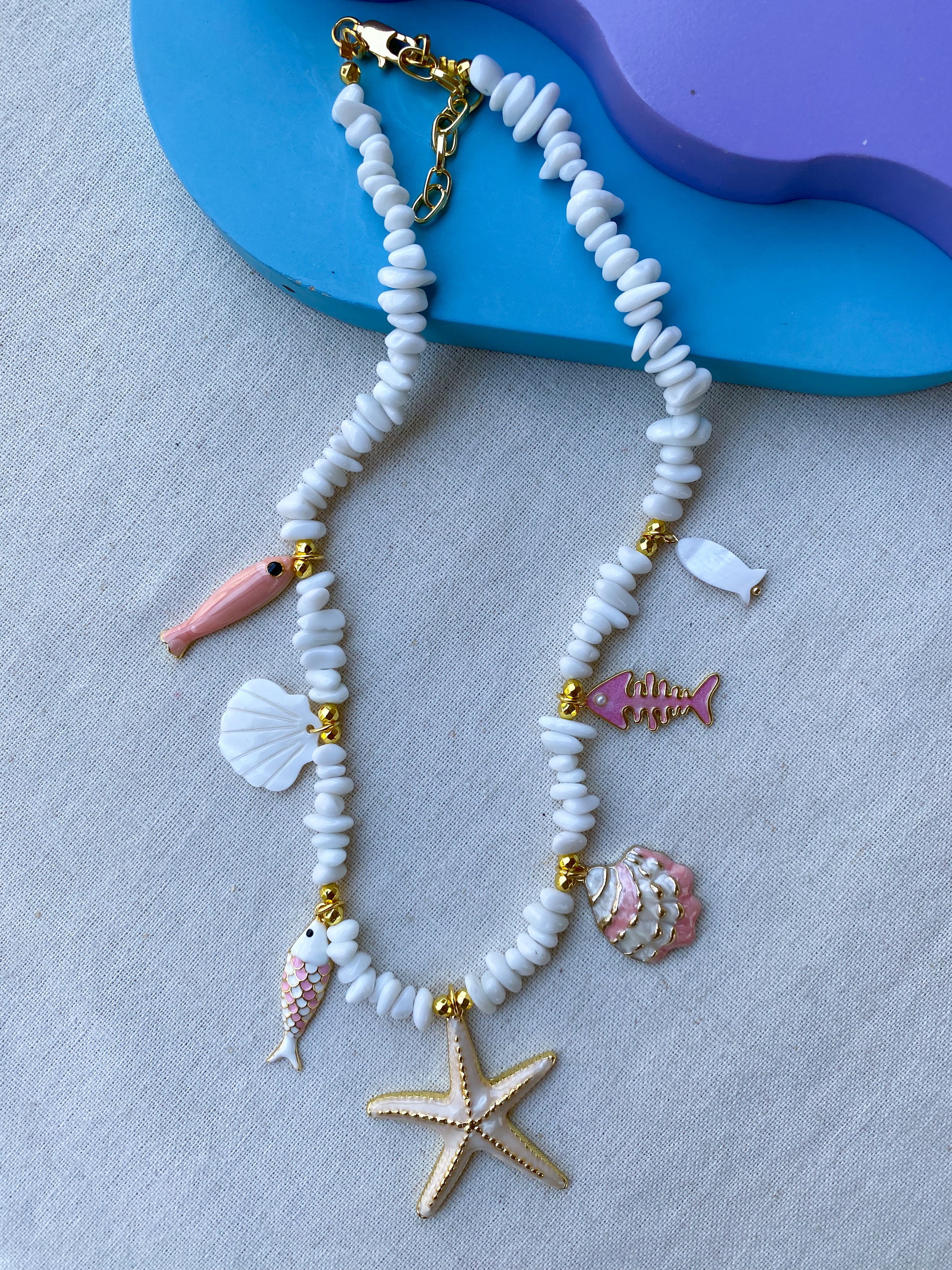 Coral Sea white Necklace