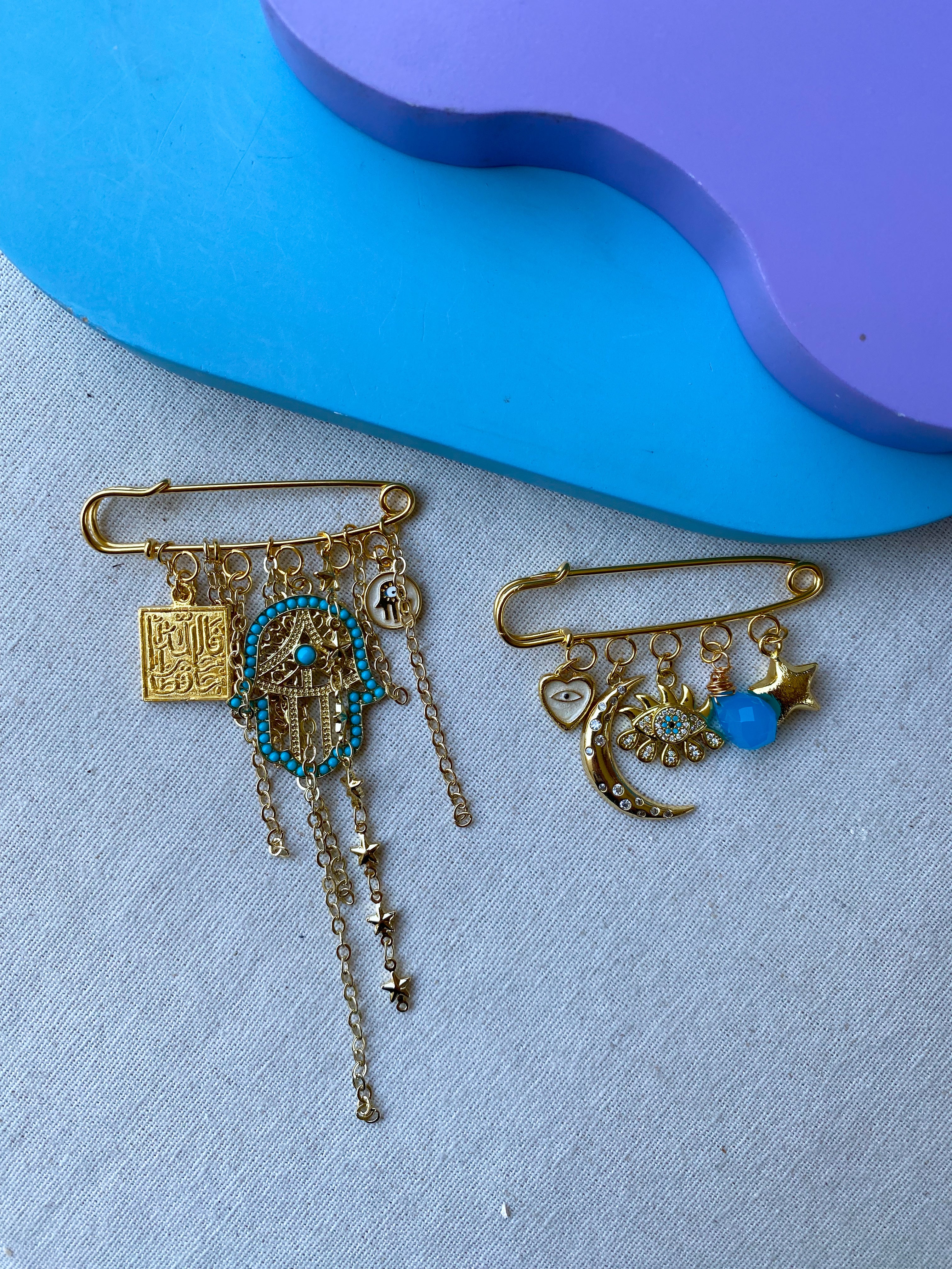 Brooch 1